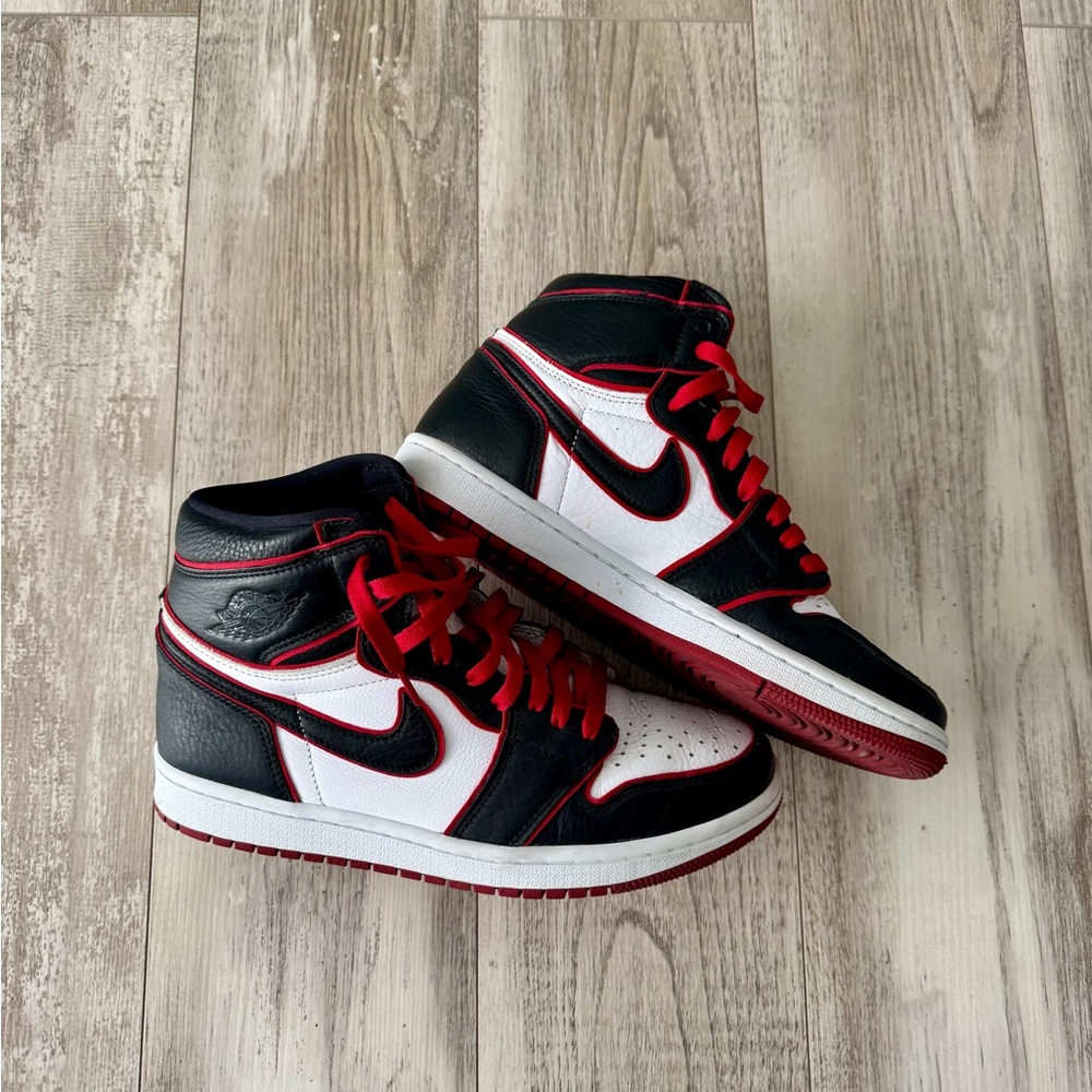 Nike Jordans - Size 8